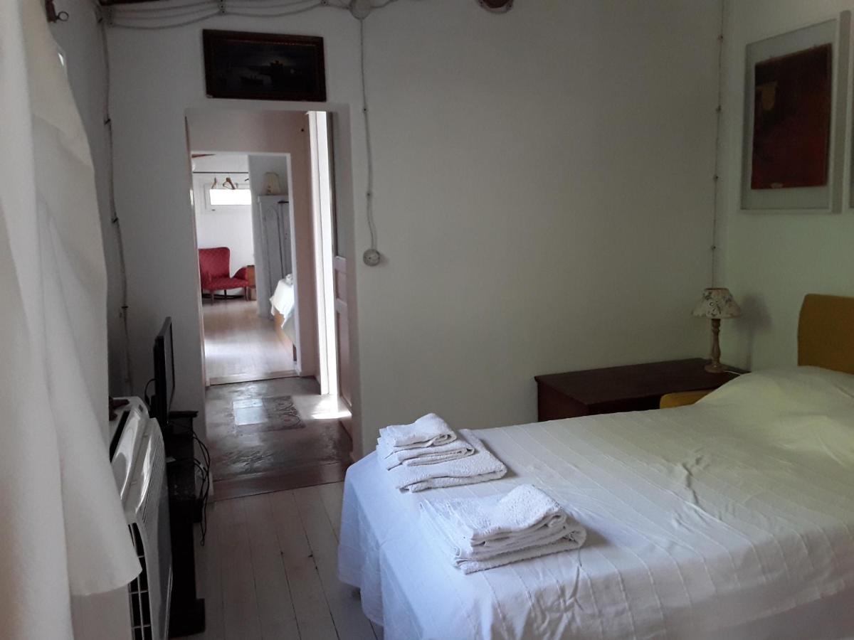 L'Albero Di Alberto Bed & Breakfast Valverde  Ngoại thất bức ảnh